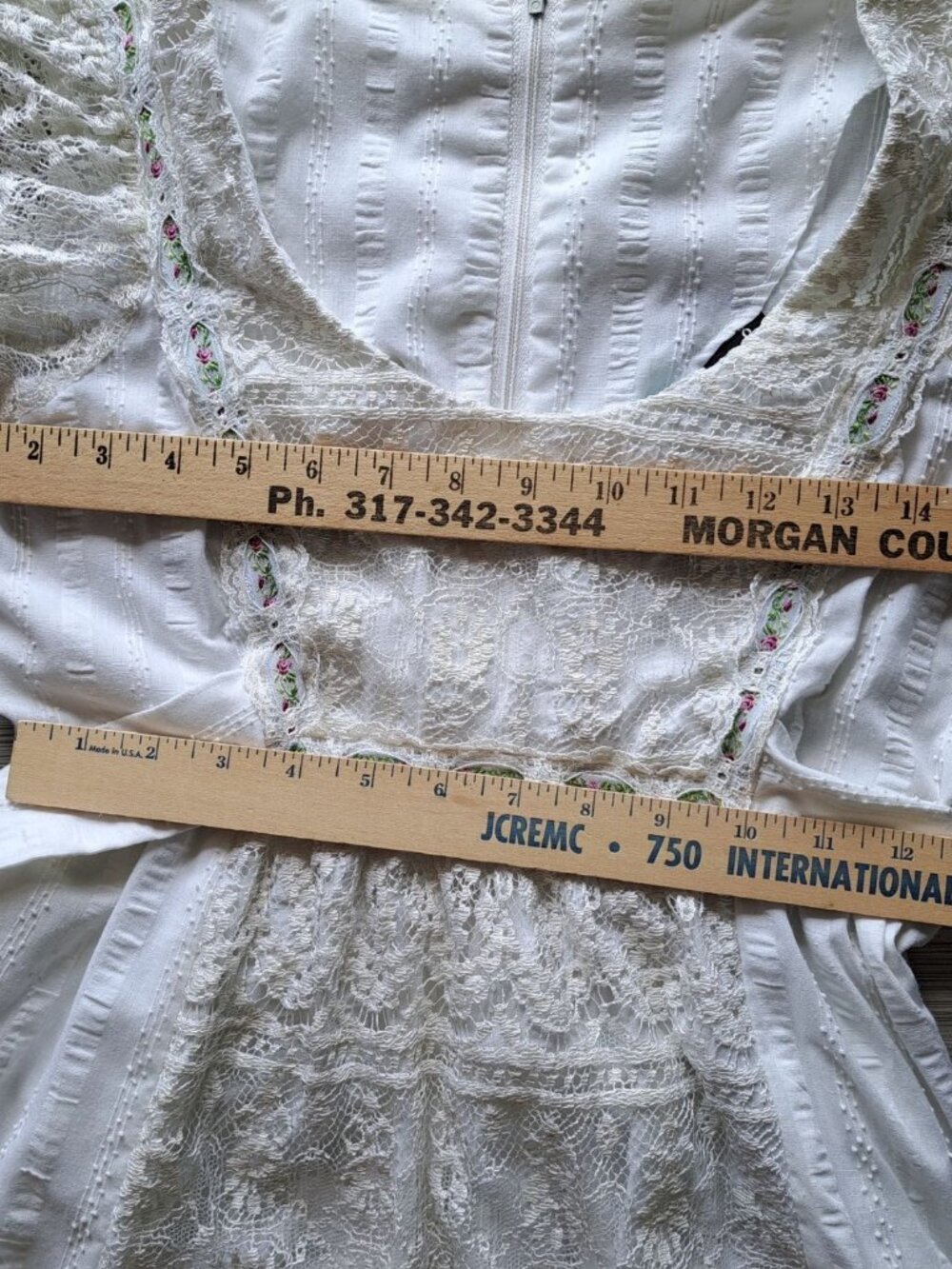Vintage 1970's Ivory Lace Dress Bell Lace Sleeves Floral Size Small Cottage RARE - Picture 11 of 16